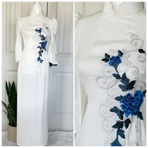 Vietnamese traditional dress size L